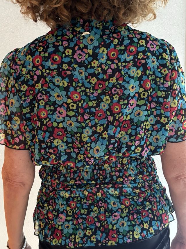 Blusa floral verano
