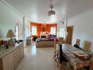 Chalet en venta en Bigastro