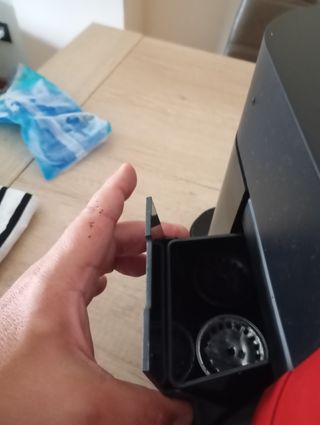 Cafetera Nespresso roja
