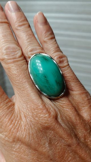 Anillo ovalado verde plata