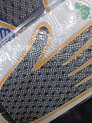 Guantes encaje negro para vestir de  mantilla.