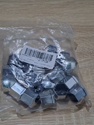 Tapones tuercas ruedas  19mm 20 uds