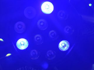 Focos LED discoteca: luces RGB con prograndor y so