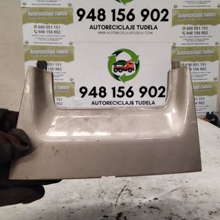 TAPA DEL GANCHO DEL REMOLQUE MERCEDES ML W163 