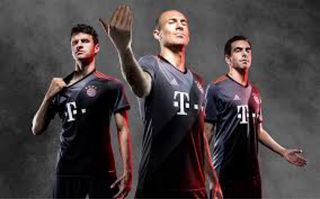Camiseta Bayern München 16-17