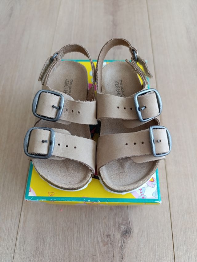 Sandalias Zara Baby niña talla 22