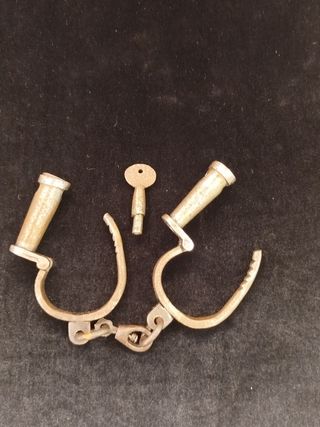 Manette antica Indonesia