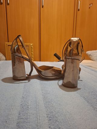 Sandalias plataforma doradas