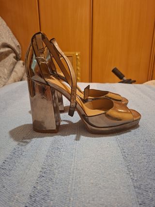 Sandalias plataforma doradas