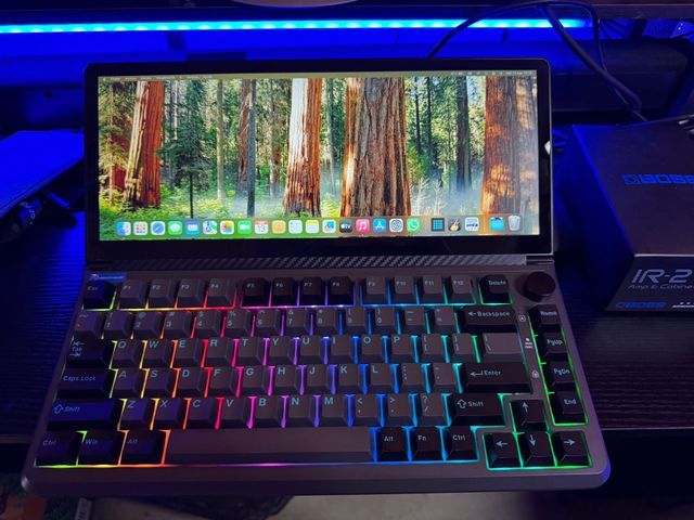 Kwumsy K3: Teclado con Pantalla