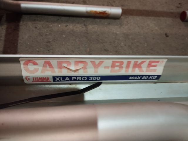 Portabicicletas Fiamma Carry-Bike XLA Pro 300