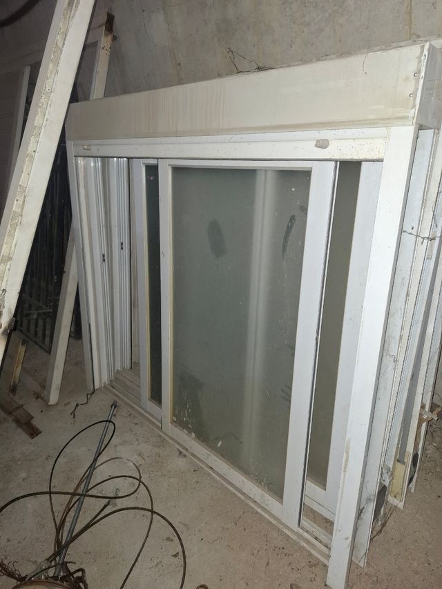 Ventanas aluminio blanco usadas de 148x134 alto