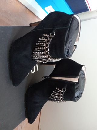 Botines LODI negros, talla 38