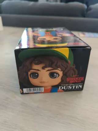 QPosket Dustin - Stranger Things