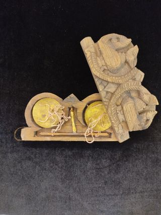Bilancia antica in legno