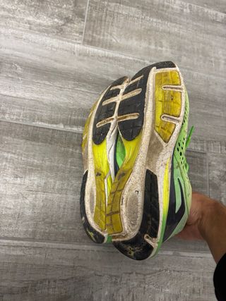 Scarpe sportive usate uomo