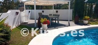 Chalet en venta en El Faro de Calaburra - Chaparral en Mijas