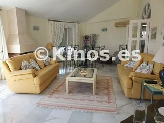 Chalet en venta en El Faro de Calaburra - Chaparral en Mijas