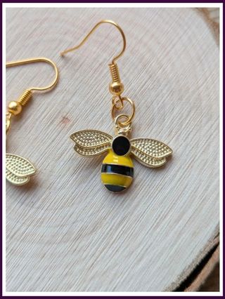 Pendientes abeja dorados