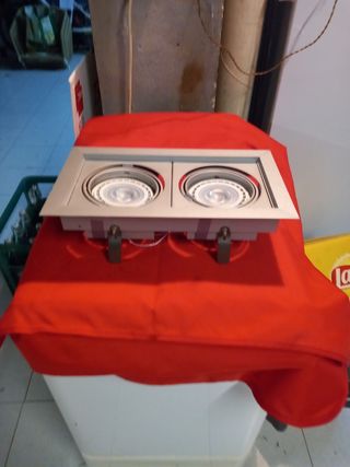 Marco empotrable 2 focos metal