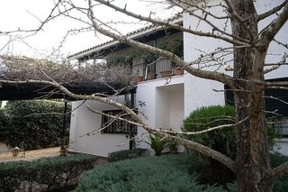 Chalet en alquiler en El Zaudín - Club de Golf en Bormujos