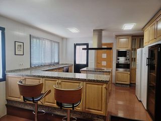Chalet en alquiler en El Zaudín - Club de Golf en Bormujos