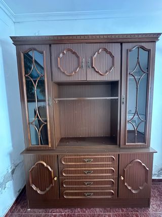 Mueble salón vintage madera con cristal