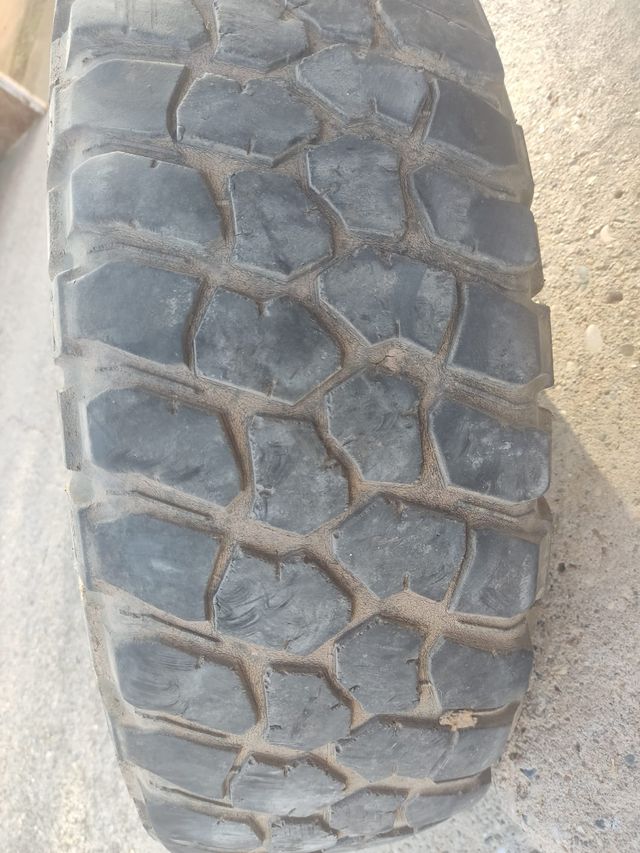 3 Neumáticos BF Goodrich 30x9,5R15