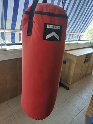 Saco boxeo rojo - Entrenamiento y 2 pares de guant