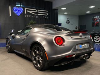 Alfa Romeo 4C Competizione