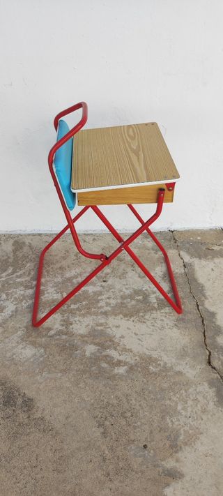 Pupitre escolar plegable
 vintage rojo