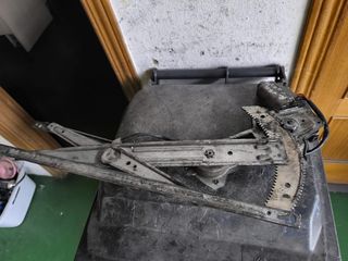 Elevalunas Rover Coupe delantero izq.