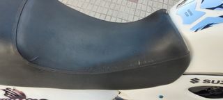 SUZUKI GSX 600F Katana blanca