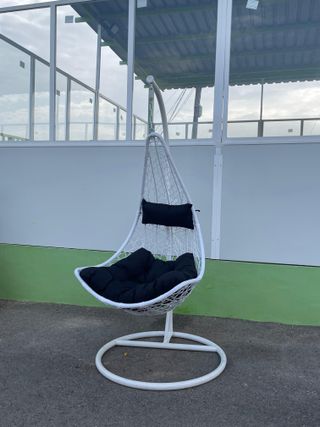 Silla colgante moderna - incluye cojines