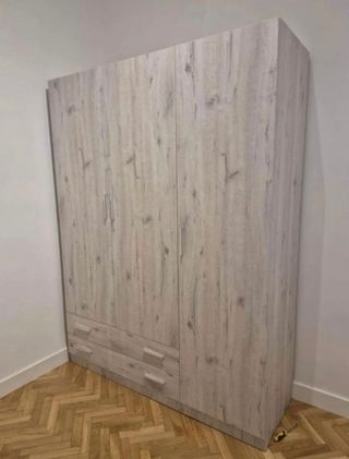 Armario de 150x200cm NUEVO! EN 3 COLORES!