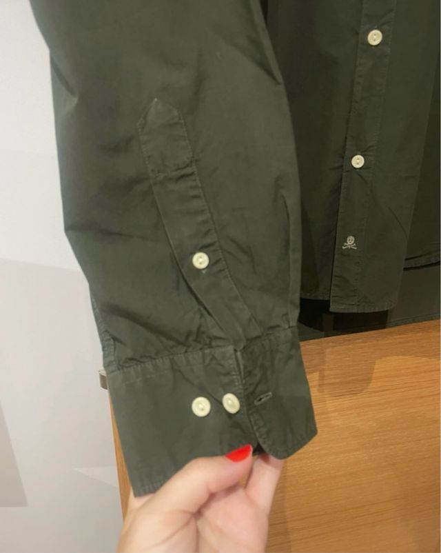 Camisa Scalpers verde oliva