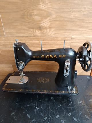 Máquina Coser Antigua Sigma