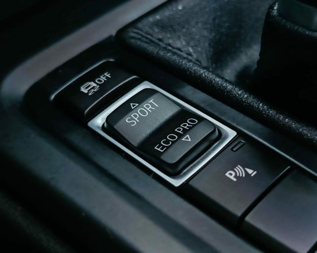 BMW X1 16d sDrive Business 116CV 