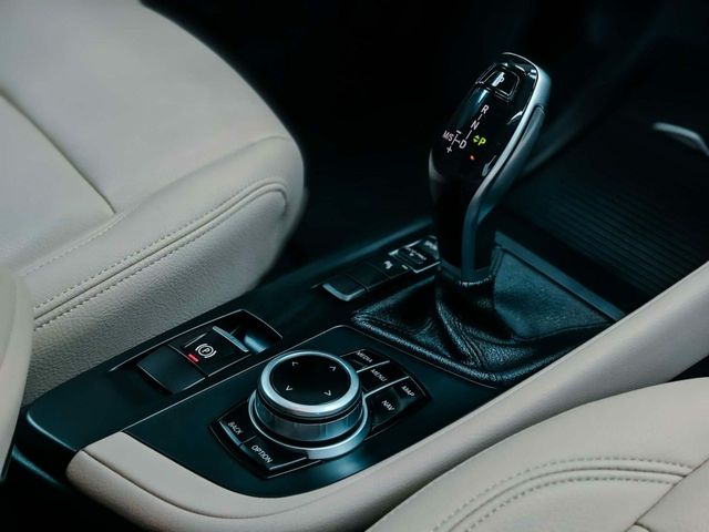 BMW X1 16d sDrive Business 116CV 