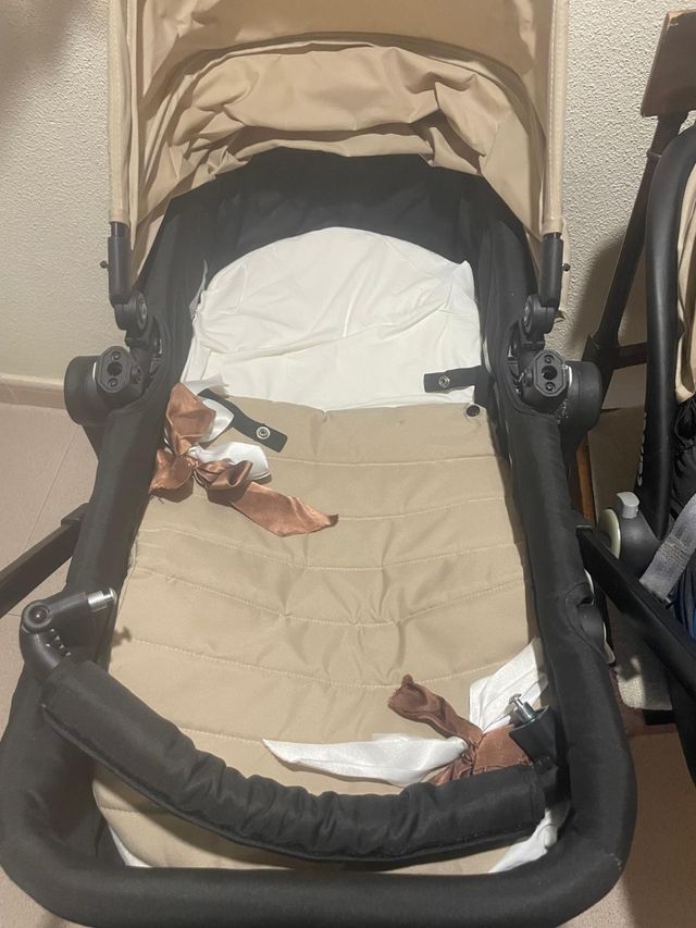 Cochecito bebé beige Nurse by Jane