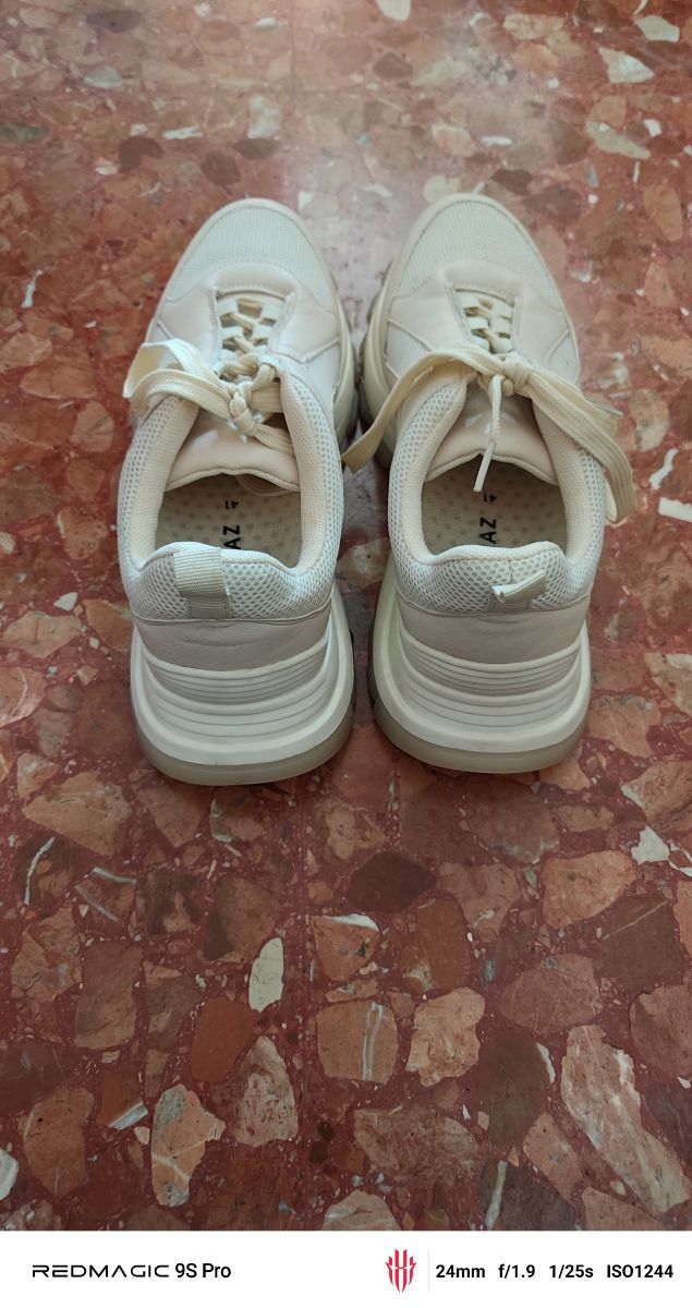 Zapatillas Maripaz beige