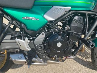 Kawasaki Z650RS Verde - Moto