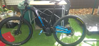 Bicicleta eléctrica BH Carbon 720