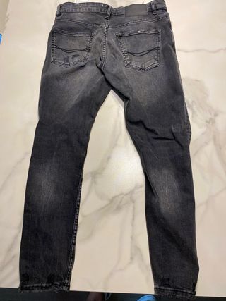 Pantalon vaquero slim fit