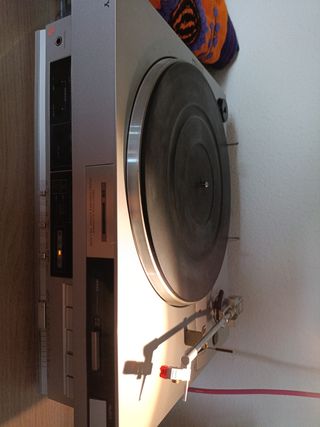 [Z] Tocadiscos Sony PS-LX310 plateado
