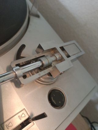 [Z] Tocadiscos Sony PS-LX310 plateado