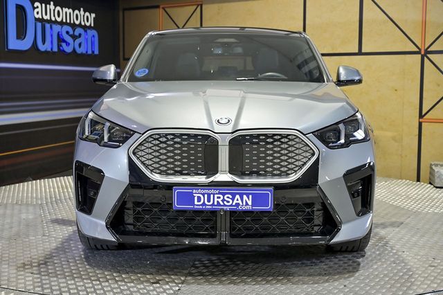 BMW iX2   eDrive20 