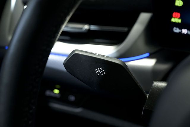 BMW iX2   eDrive20 