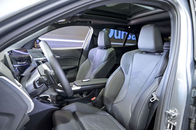 BMW iX2   eDrive20 