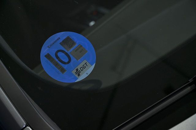 BMW iX2   eDrive20 